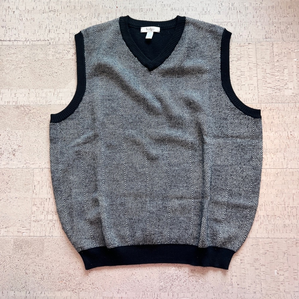 Turnbury Sweater Vest Mens XL Black White Good Merino Wool Checkered V-Neck